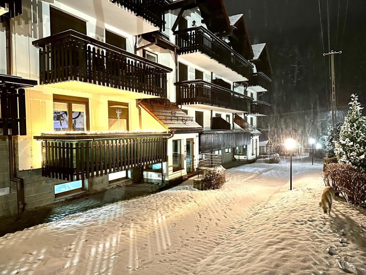 Champion'S Apartment Balkon Garaz Klima Szczyrk Luaran gambar